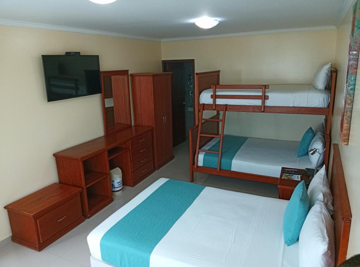 Hotel El Marqués Atacames Extérieur photo