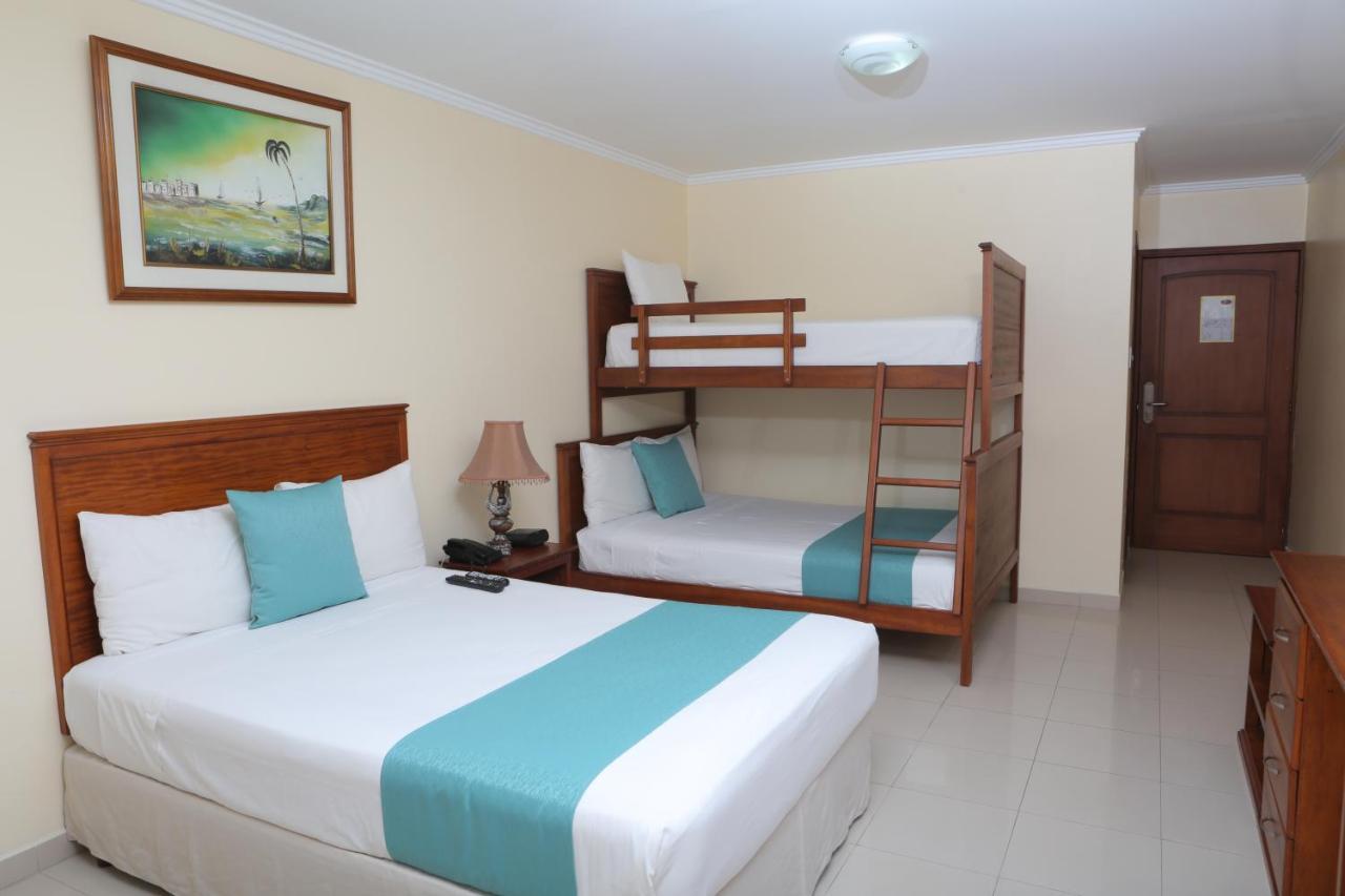 Hotel El Marqués Atacames Extérieur photo